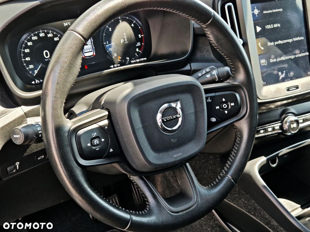 Volvo XC 40 D3 Momentum Pro - 31