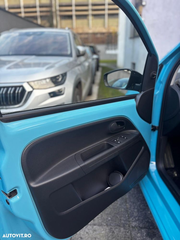 Volkswagen up! - 5