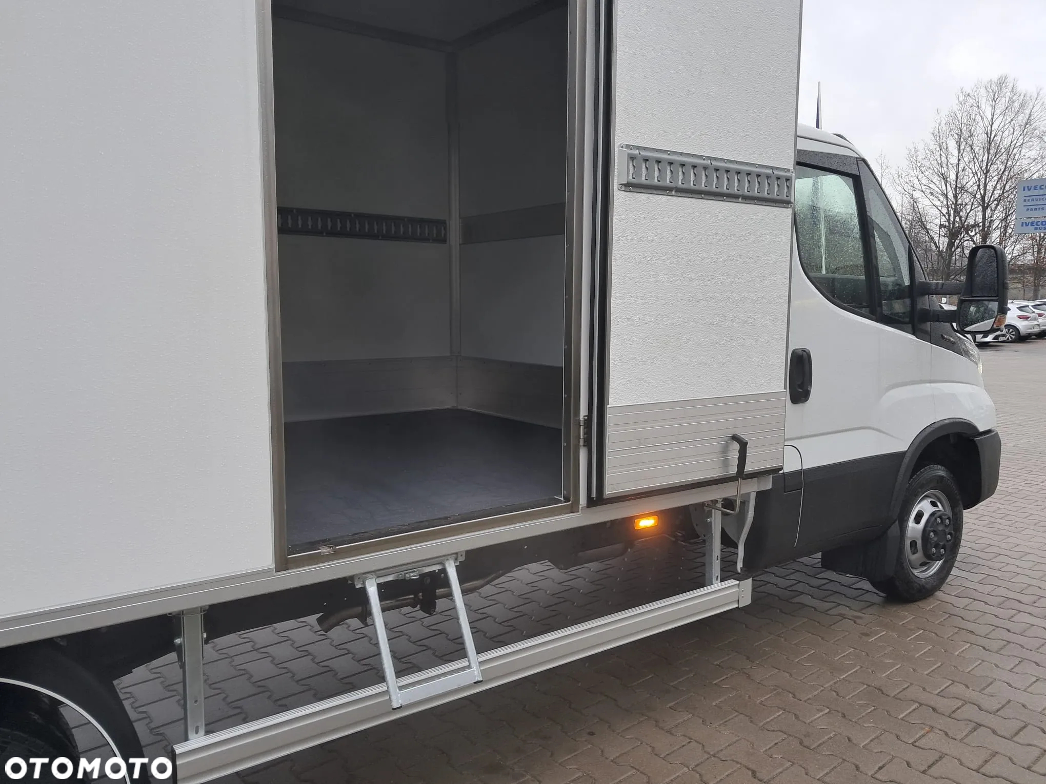 Iveco Daily / Pewny partner w biznesie ! - 4