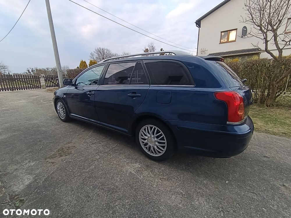 Toyota Avensis 2.0 VVT-i Prestige - 5