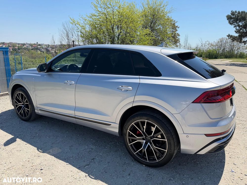 Audi Q8 - 2
