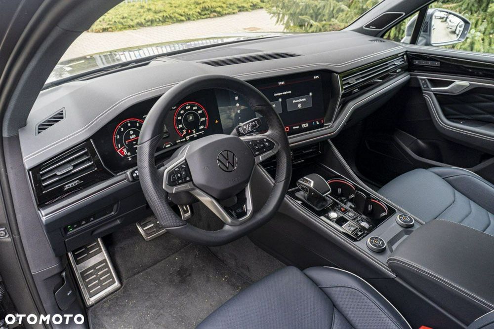 Volkswagen Touareg - 14