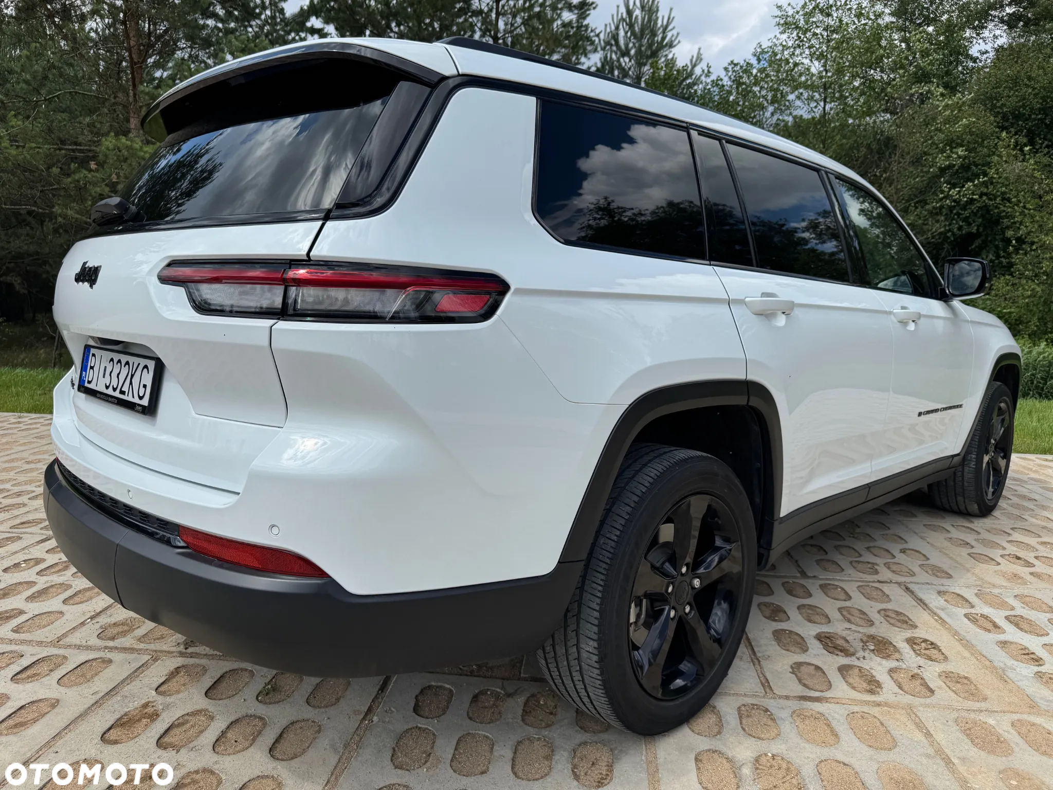 Jeep Grand Cherokee - 9