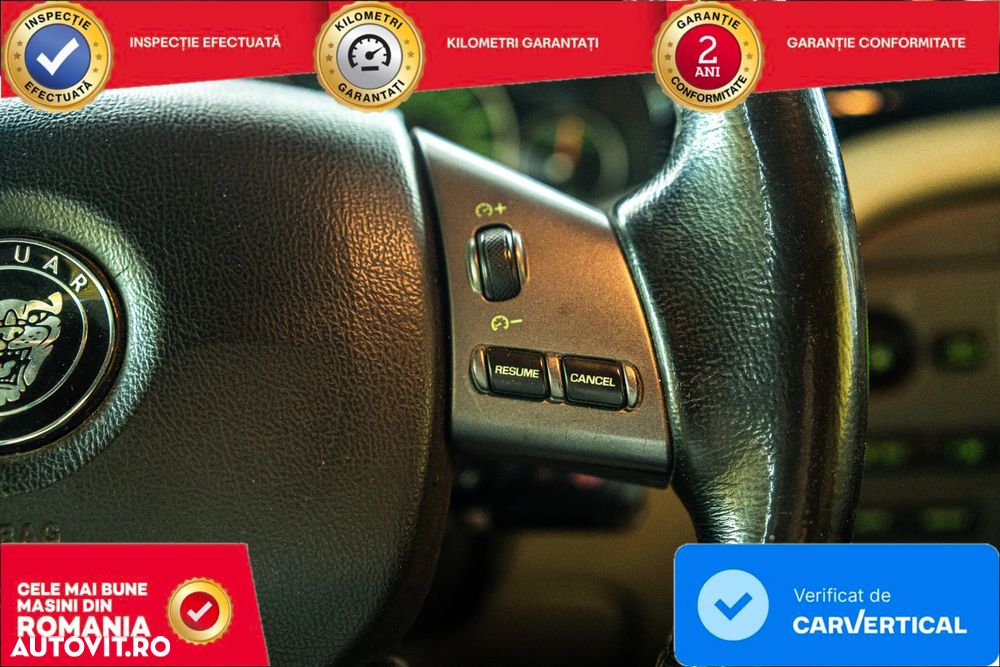 Jaguar X-Type 2.2 TD Luxury Saloon - 12