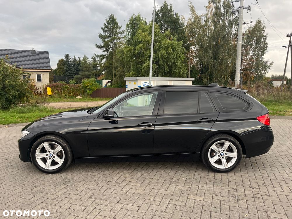 BMW Seria 3 320d Touring xDrive Modern Line - 10