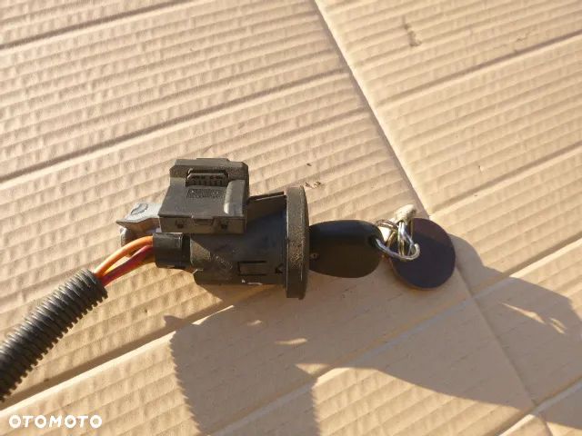 ZESTAW STARTOWY KOMPUTER STACYJKA CZYTNIK BSI RENAULT SCENIC I LIFT 1.6 16V 99-02 - 18