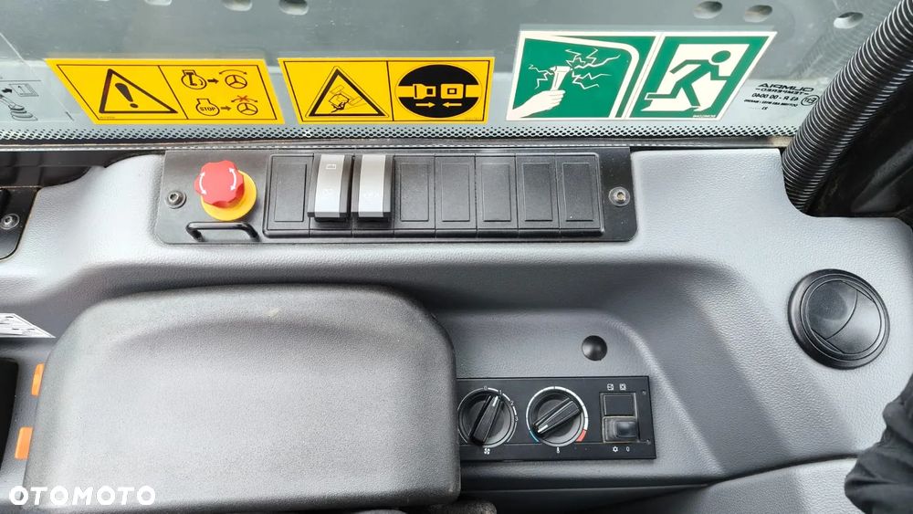 Claas SCORPION 732 VP Stage V - 20