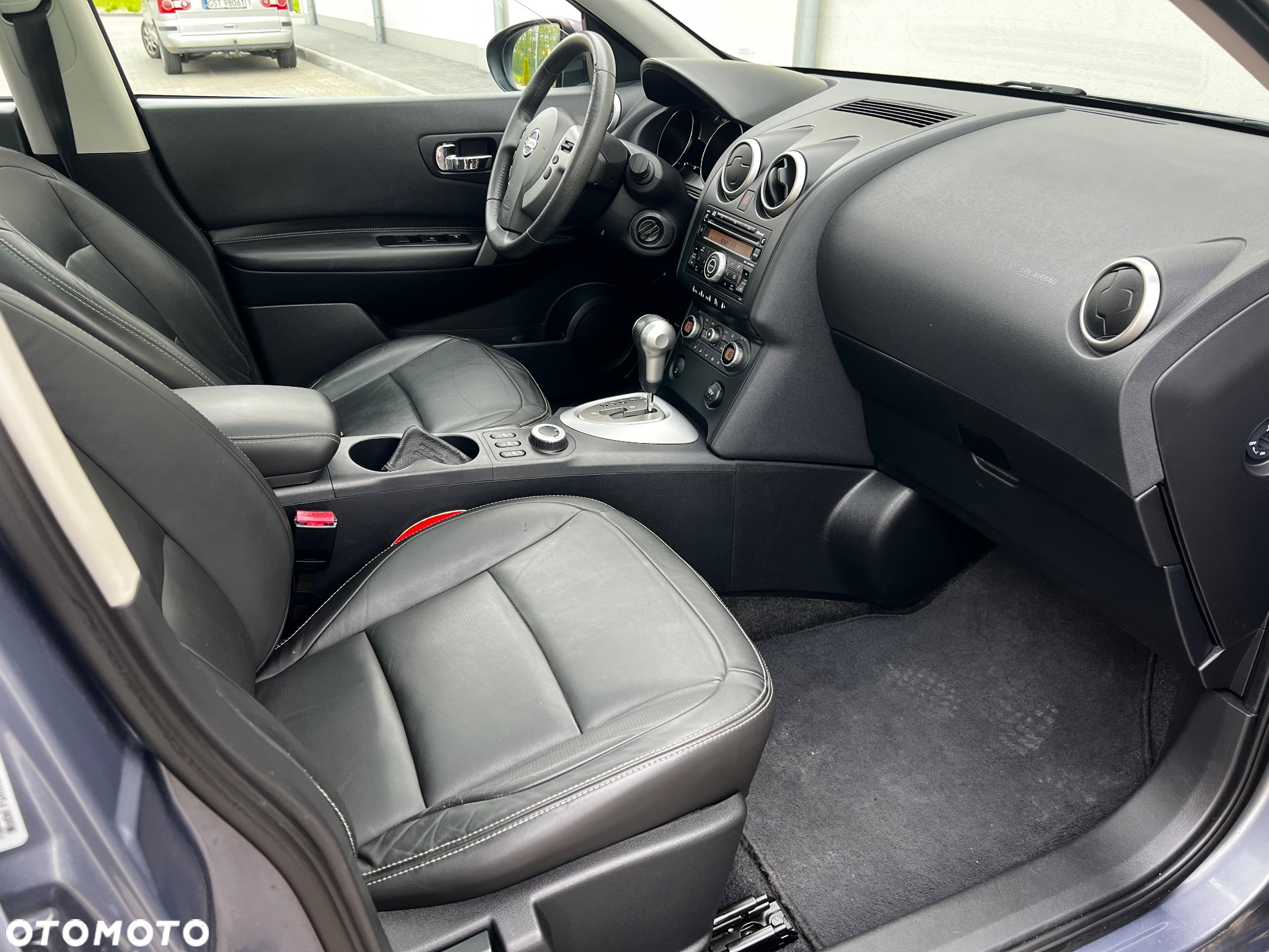 Nissan Qashqai 2.0 4 x 4 CVT lounge - 8