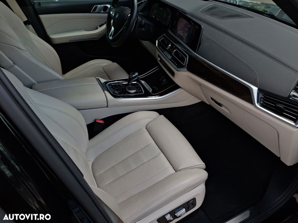 BMW X5 xDrive45e - 12