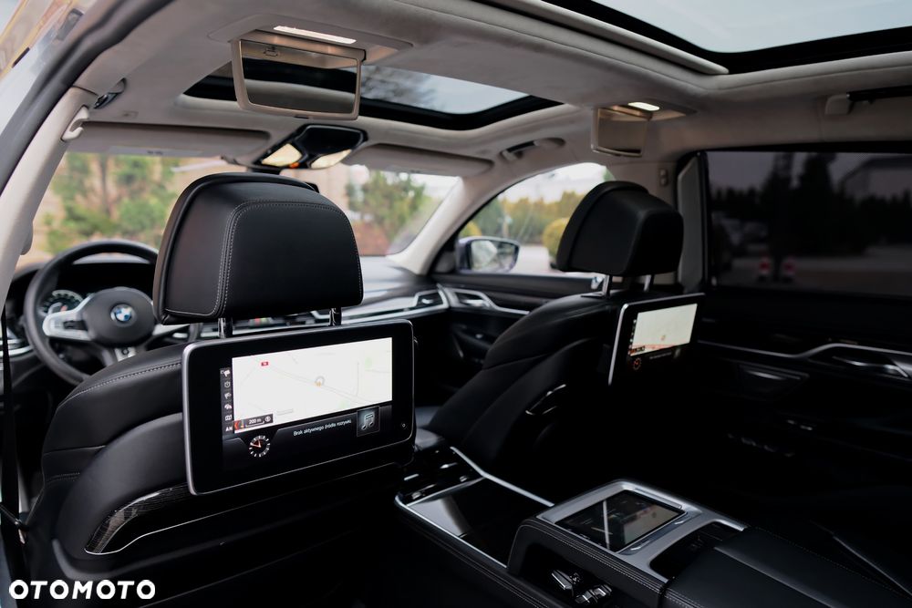 BMW Seria 7 M760Li xDrive V12 Excellence - 20