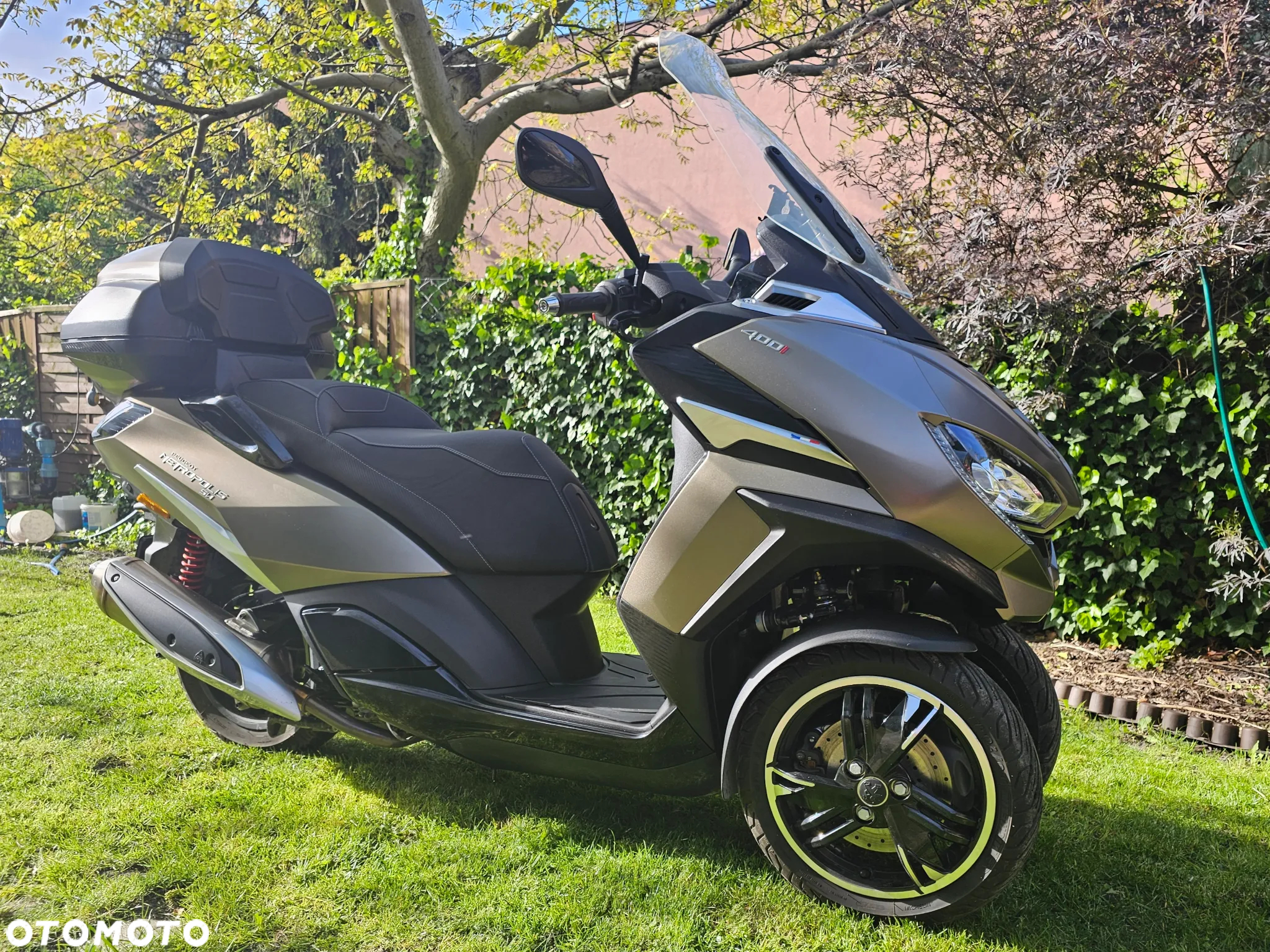 Peugeot Metropolis - 5