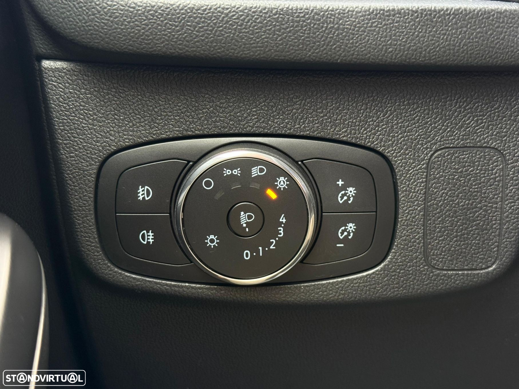 Ford Focus 1.0 EcoBoost MHEV Active Style SIP - 11