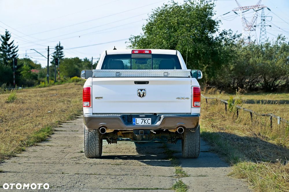 RAM 1500 5.7 Crew Cab Laramie - 6