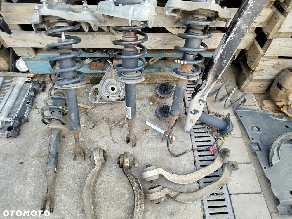 Audi A4 B6 B7 kombi sprężyny tył wahacze i inne części - 7