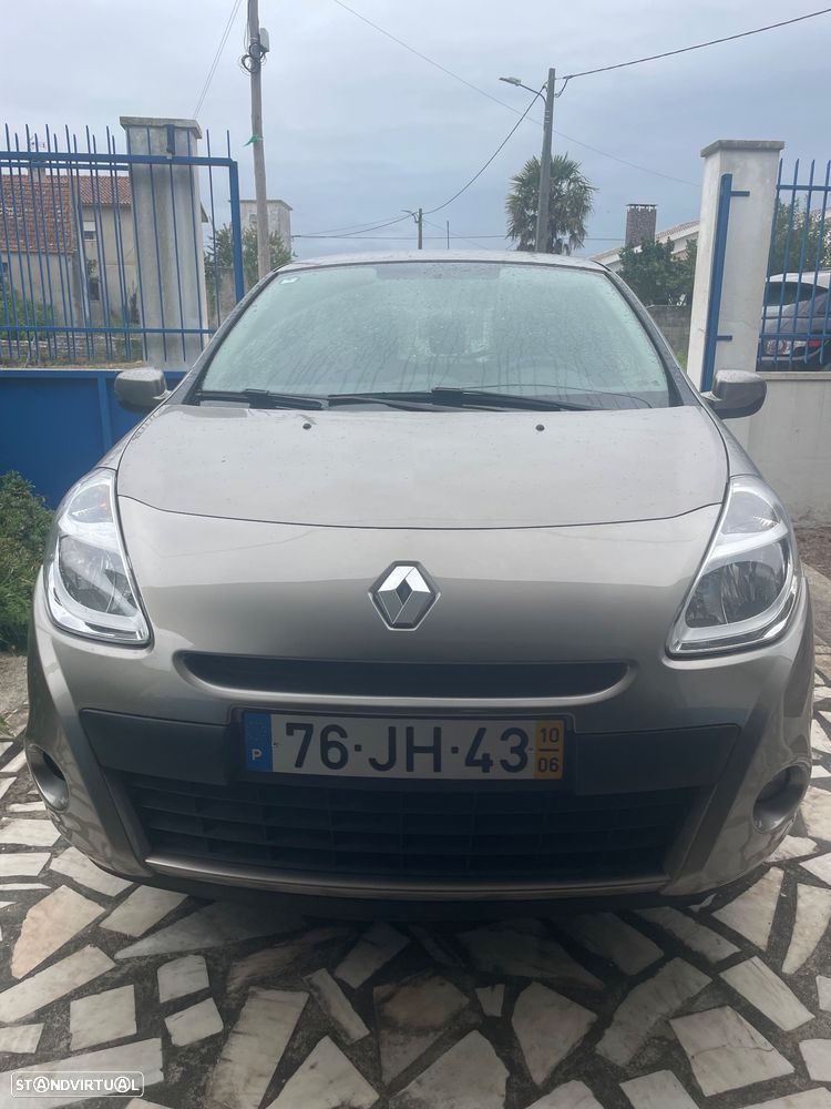 Renault Clio 1.2 16V Confort - 8