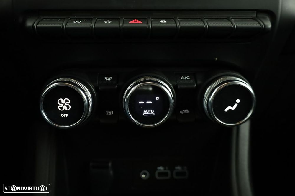 Renault Captur 1.0 TCe Techno Bi-Fuel - 13