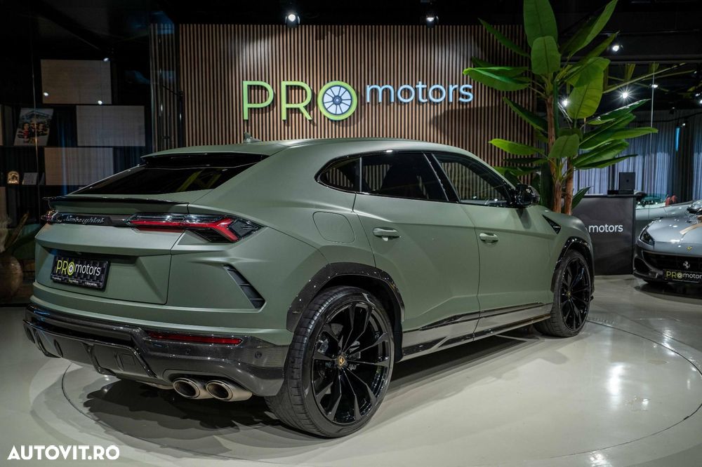 Lamborghini URUS - 3