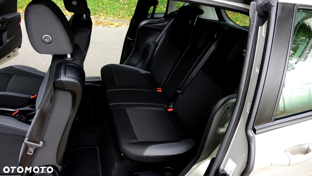 Ford B-MAX - 10