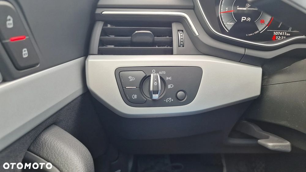 Audi A4 Limousine 35 TFSI mHEV Advanced S tronic - 27