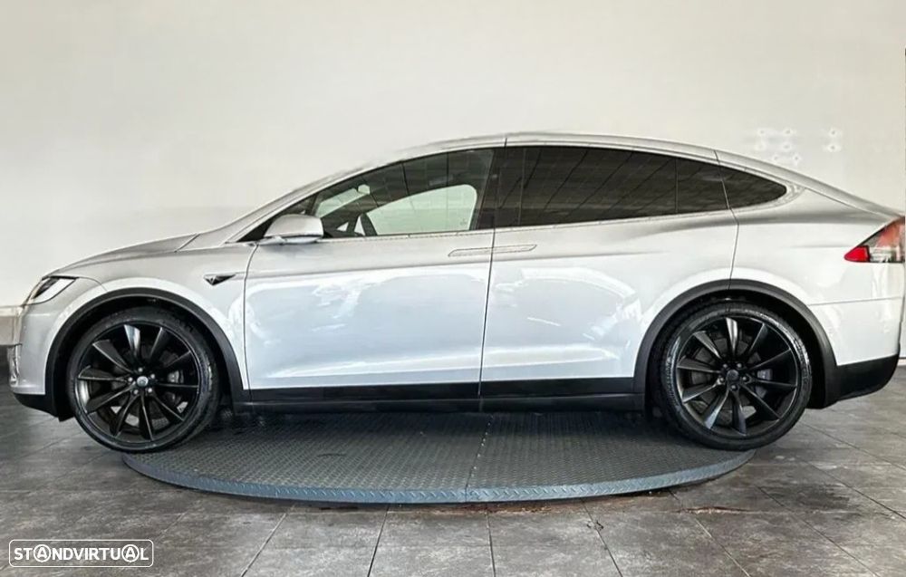 Tesla Model X Standard Range - 7