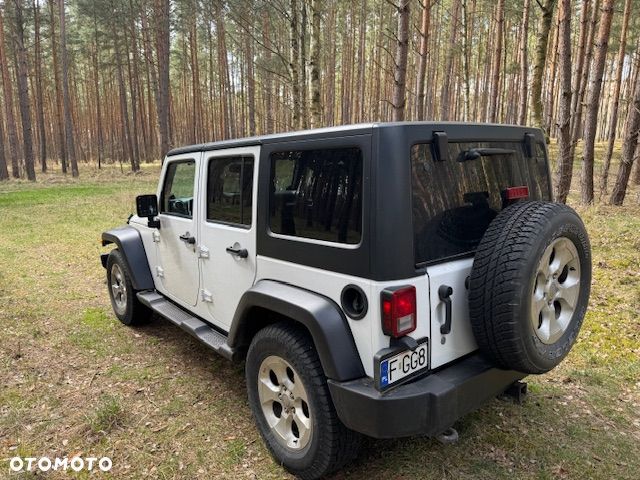 Jeep Wrangler Unlimited 3.6 Automatik Sahara - 6