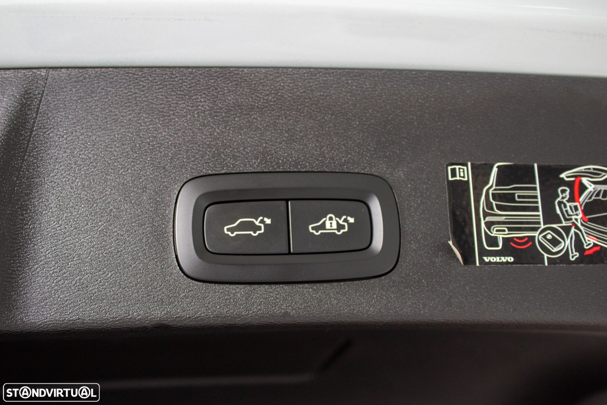 Volvo XC 40 1.5 T5 PHEV Inscription - 13