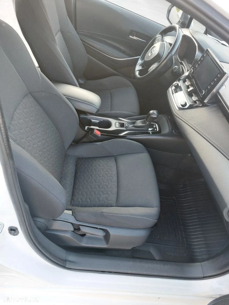 Toyota Corolla 1.8 HSD Exclusive interior Negru - 20