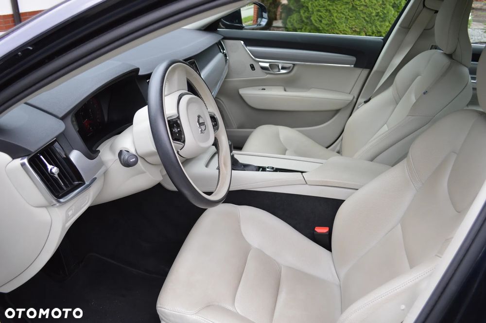 Volvo S90 T6 AWD Momentum - 6