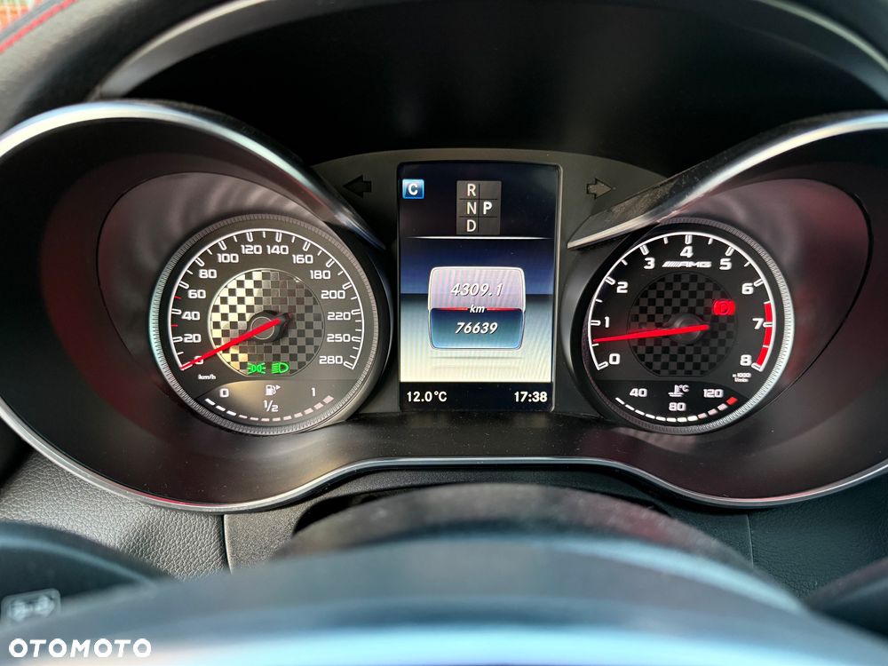 Mercedes-Benz Klasa C AMG 43 4Matic 9G-TRONIC Night Edition - 23