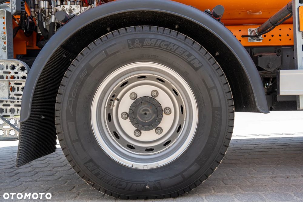 Iveco 70C14 CNG - 19