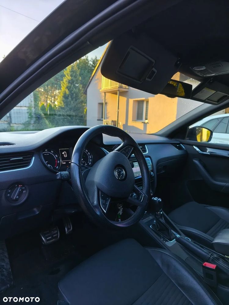 Skoda Octavia 2.0 TSI RS DSG - 6