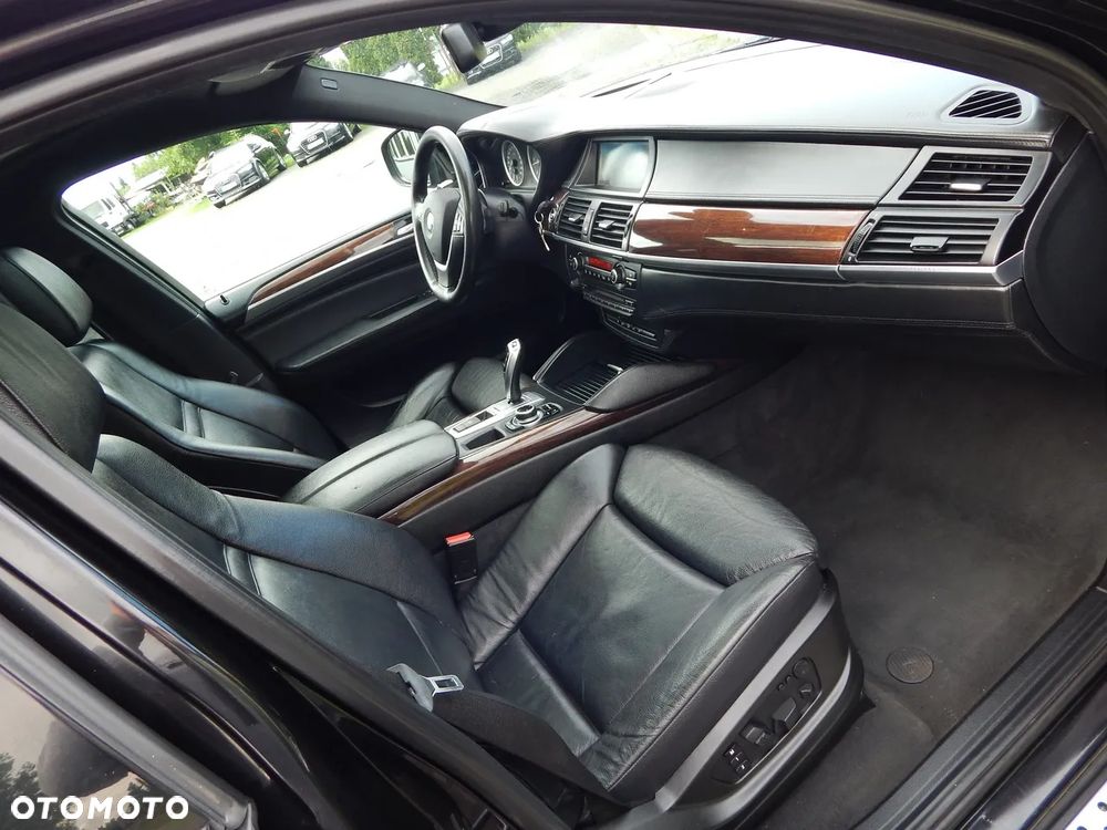 BMW X6 xDrive30d - 10