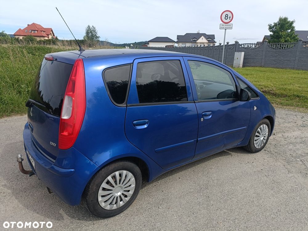 Mitsubishi Colt - 4