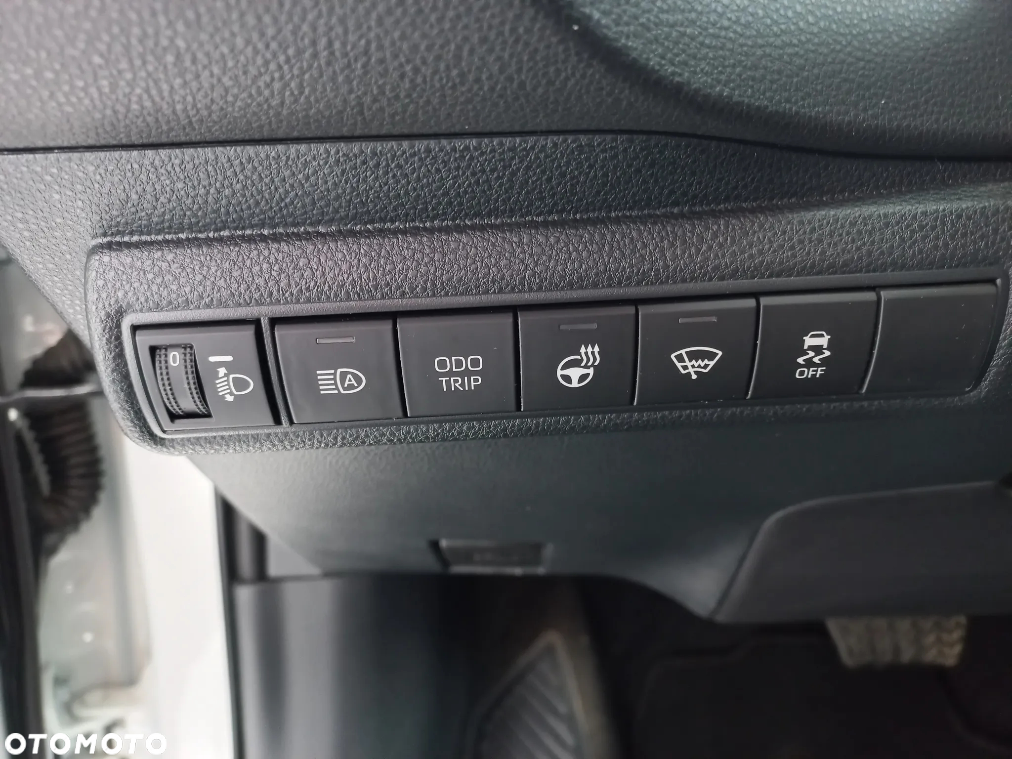 Suzuki Swace 1.8 Hybrid Elegance CVT - 17