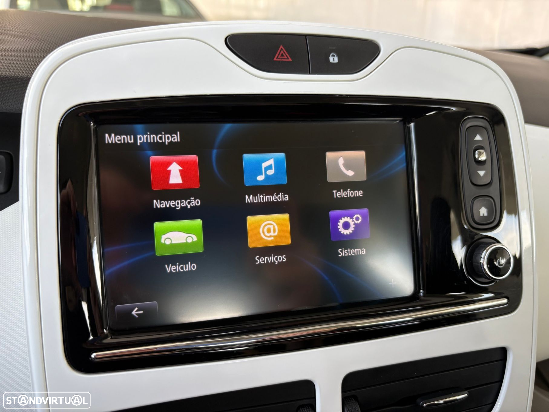 Renault Zoe (c/ Bateria) Life 40 Q90 - 19
