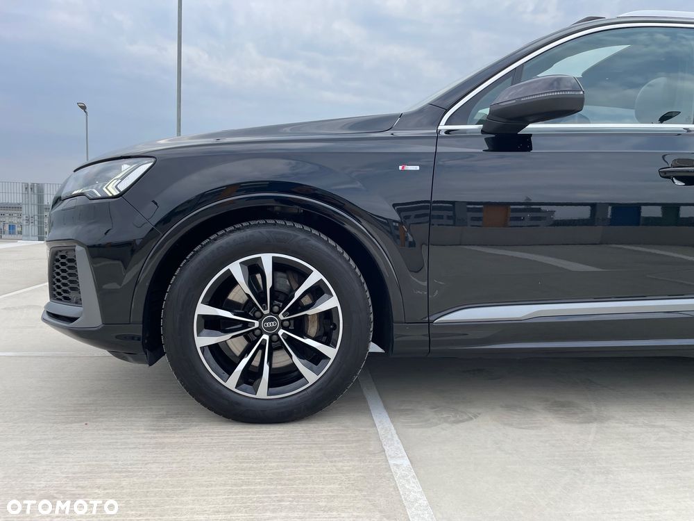Audi Q7 55 TFSI mHEV Quattro S Line Tiptr - 8