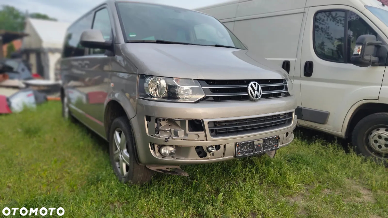 Volkswagen Multivan - 22