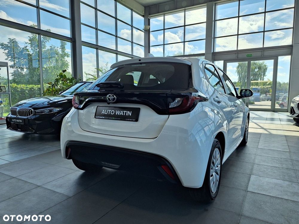 Toyota Yaris 1.5 Comfort CVT - 5