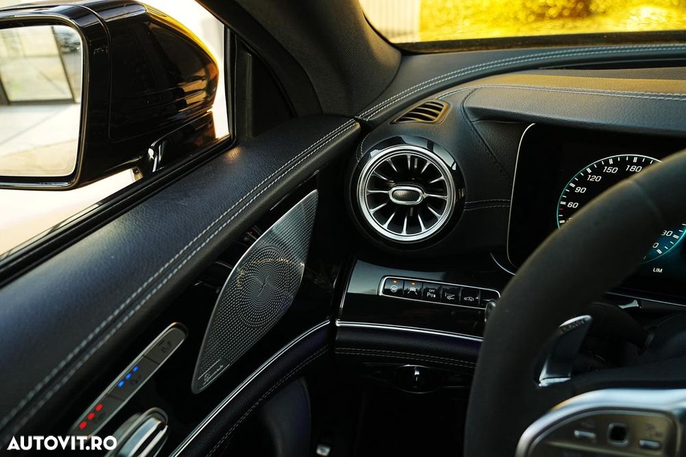 Mercedes-Benz AMG GT 4-door Coupe 63 4Matic Speedshift MCT 9G - 27