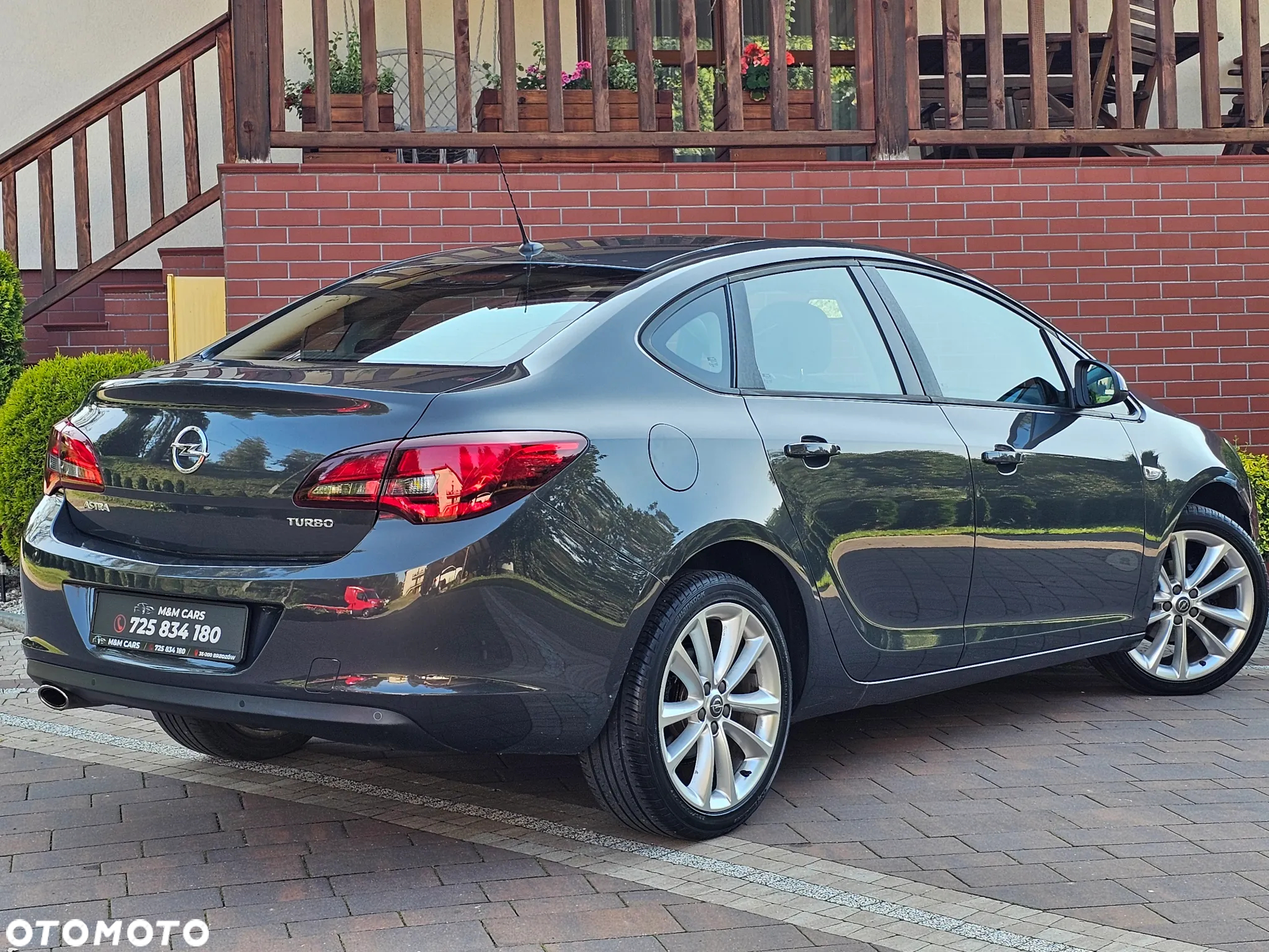 Opel Astra 1.4 Turbo Cosmo - 25
