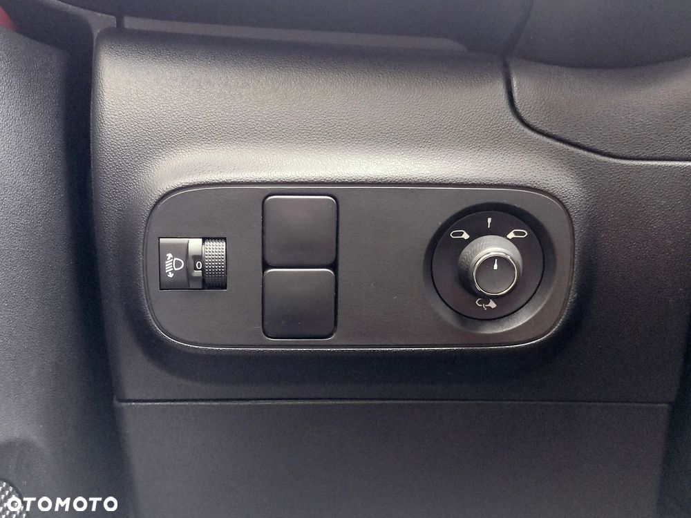 Citroën C3 1.2 PureTech Shine - 27