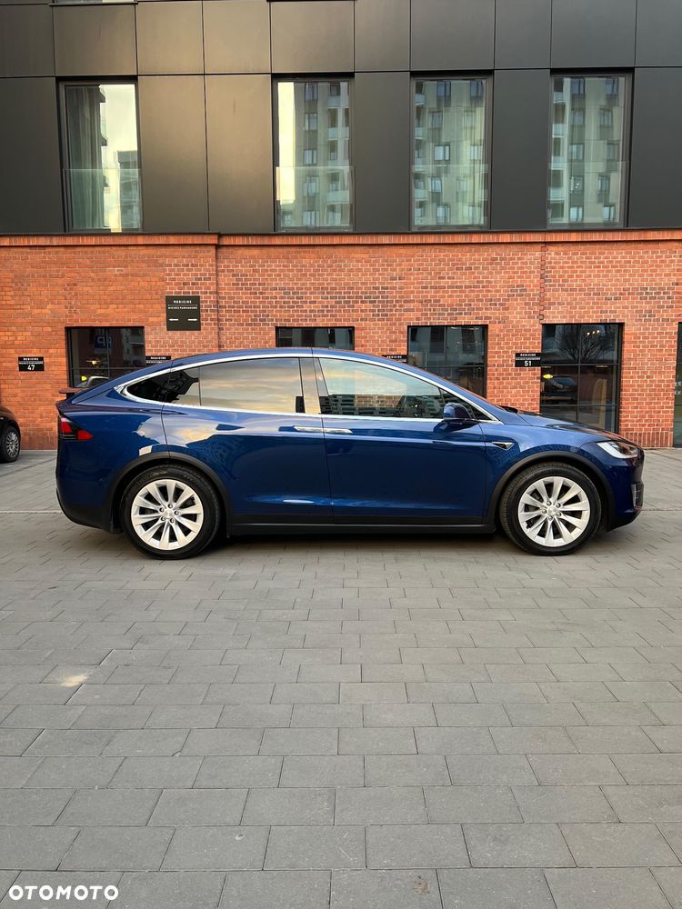 Tesla Model X P 100 D - 8