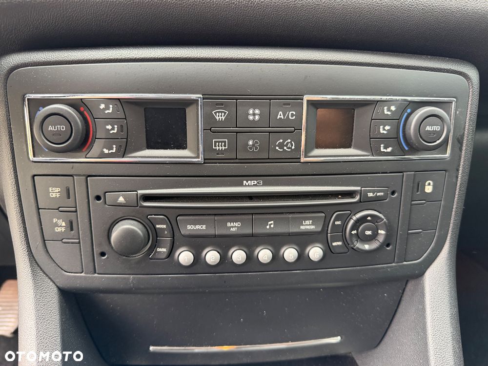 Citroën C5 2.0 16V Exclusive - 21