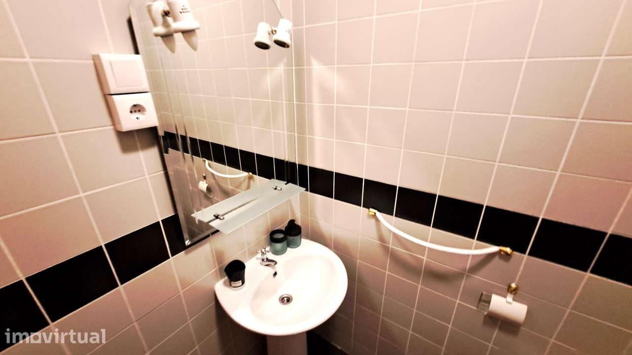 Apartamento T4 mobilado para arrendamento no centro de Viseu - Grande imagem: 5/15
