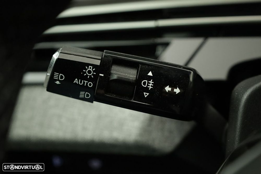 Peugeot 5008 1.2 Hybrid Allure e-DCS6 - 15