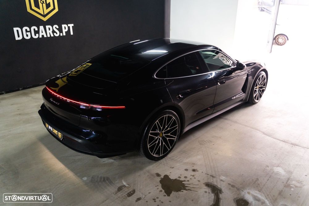 Porsche Taycan 4S - 2