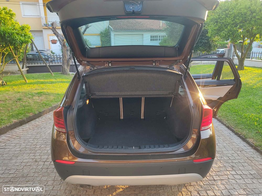 BMW X1 18 d sDrive - 25