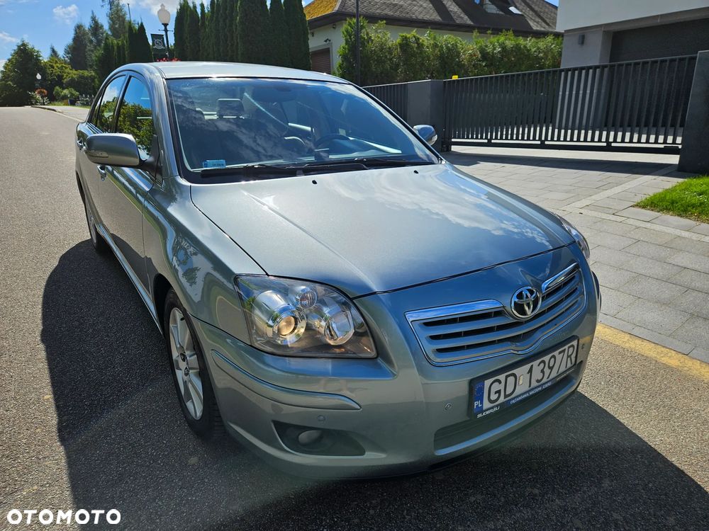 Toyota Avensis 2.0 D-4D Sol - 14