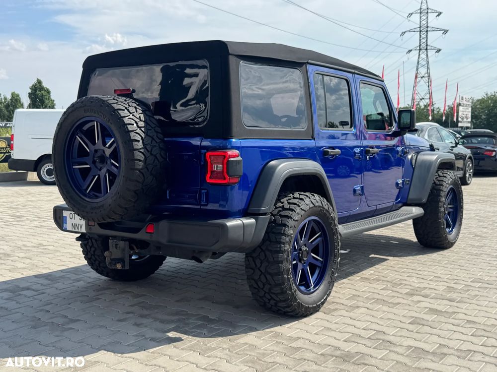 Jeep Wrangler - 7
