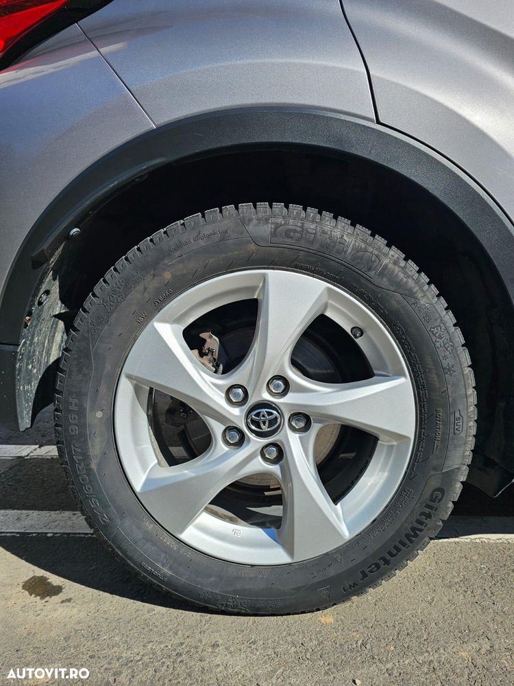 Toyota C-HR - 15